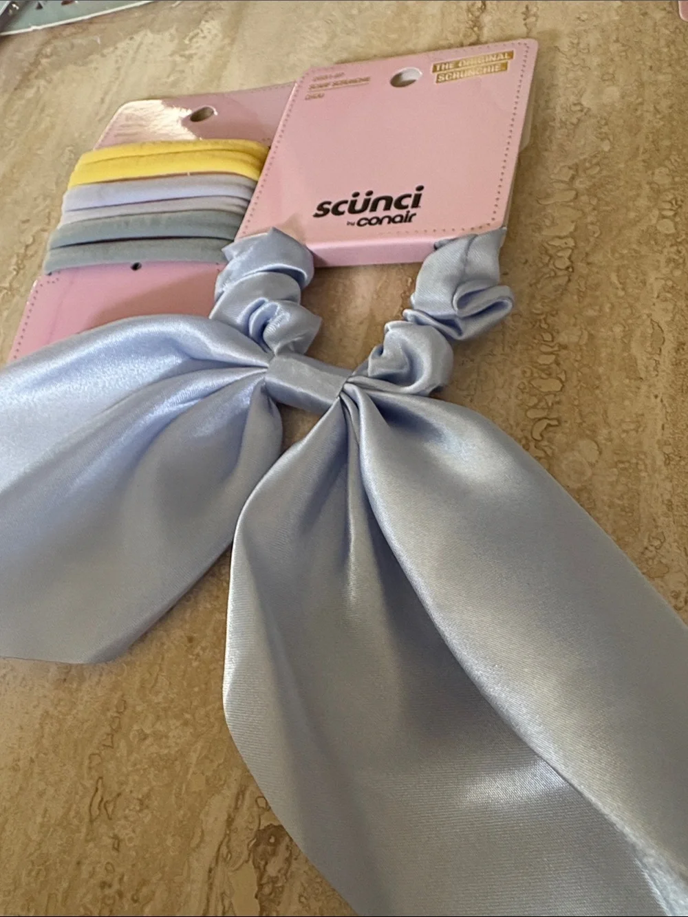 scünci Light Blue Satin Bow Scrunchie with Assorted Color Hair Ties